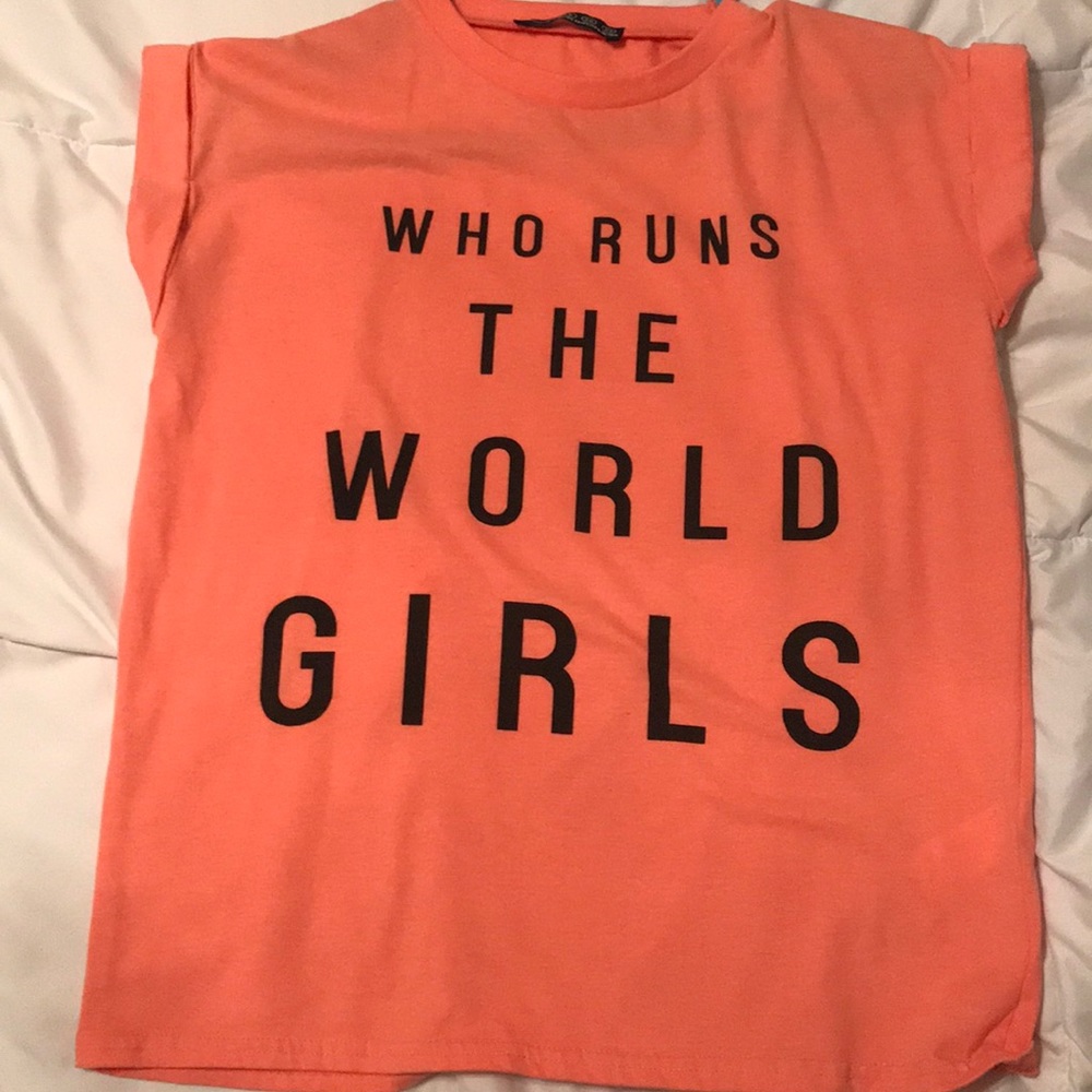 Orange tee